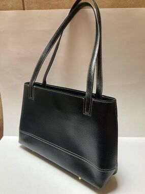 TUSK Black Pebbled Leather SHOULDER BAG Top Zip/ Int Pockets /Gold Studs Y2K